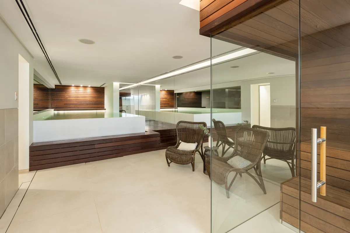 82b80cdc-e8cb-4b0f-bc4e-1457a12f2683