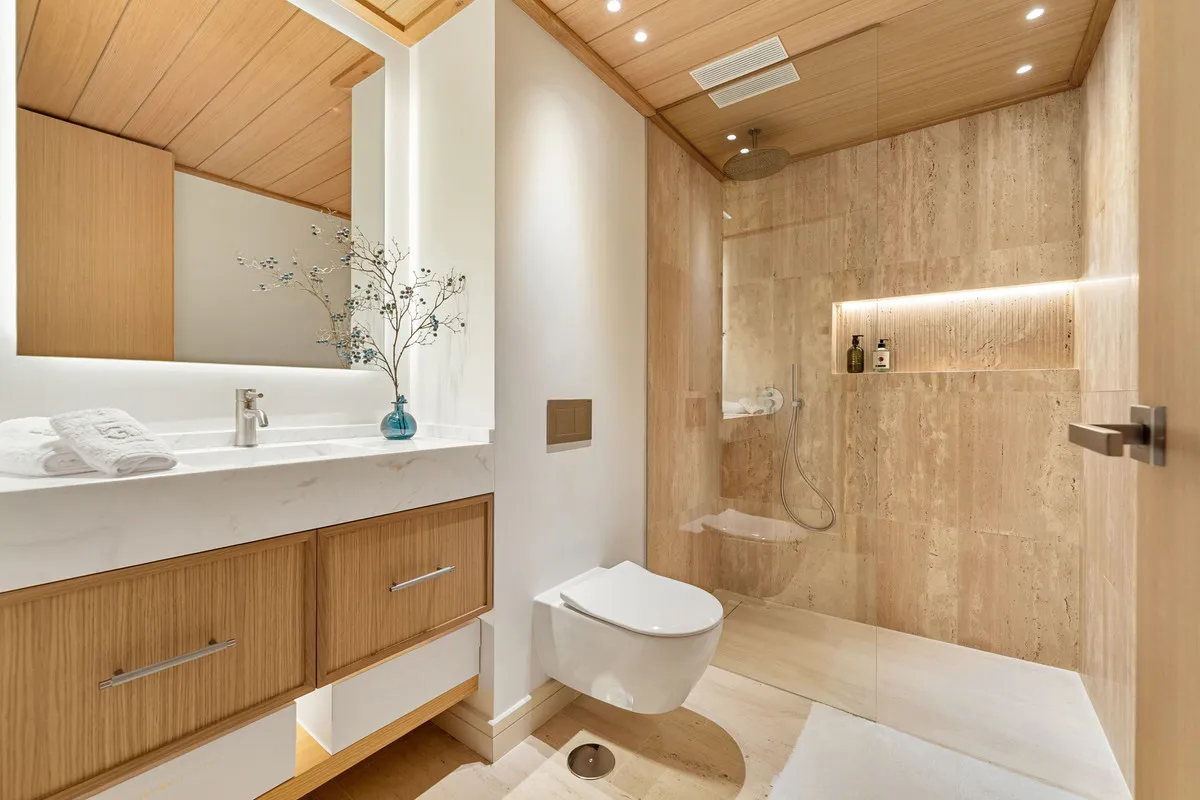 002e1ae0-800b-4287-b270-94b727fb7369