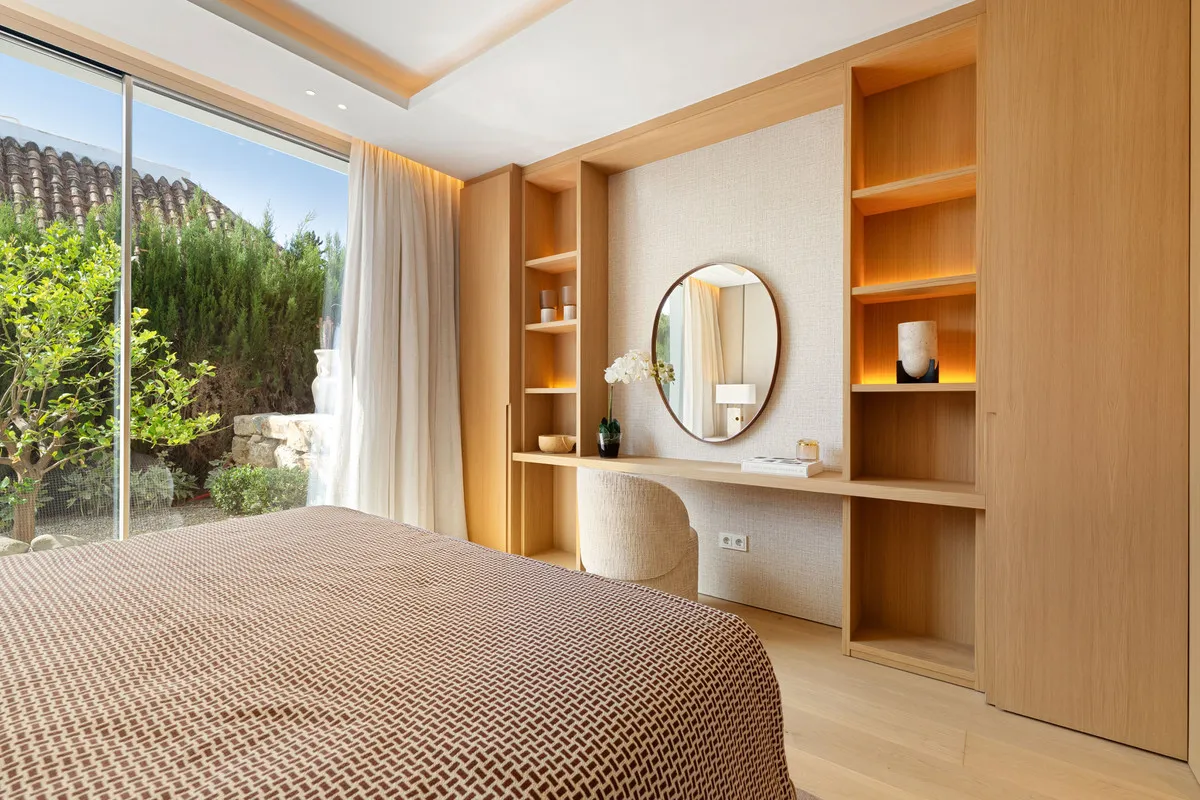 ed0567a0-79de-4578-9e8e-839b7f6650c4