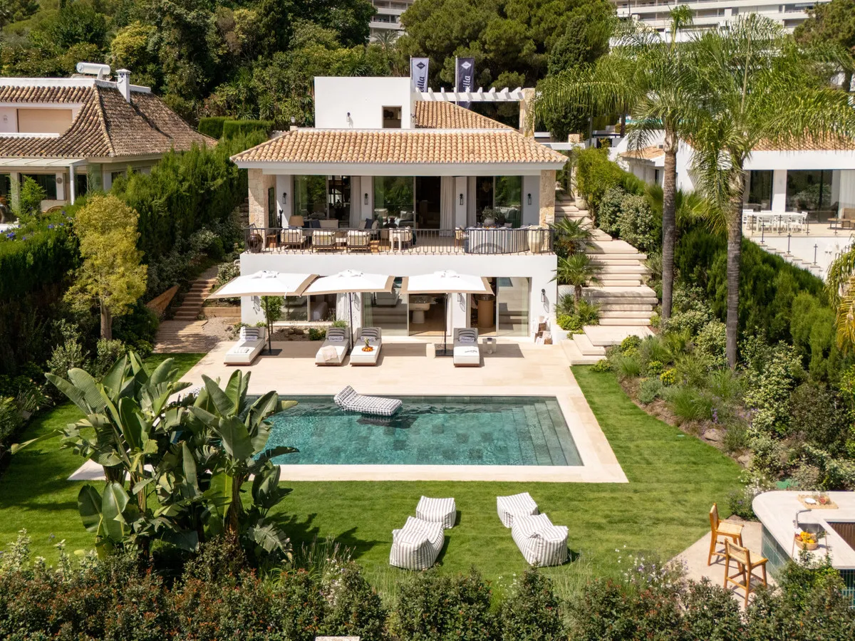 ee1f9aa6-5320-4ba8-8c66-e5e24caf9508