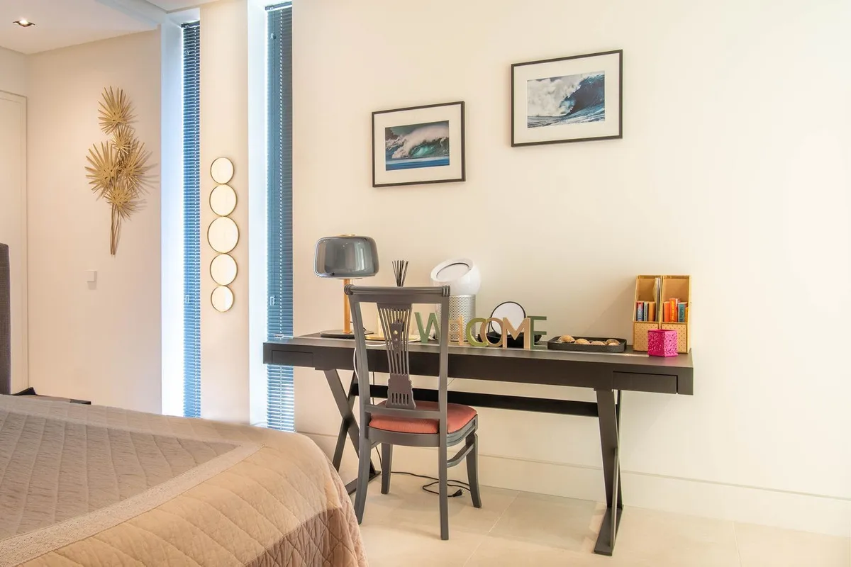 0244ac87-8b27-47b8-a782-34422d97947b