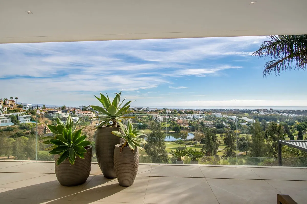 19f98c60-bec3-4f6b-836c-b2a172e833ef