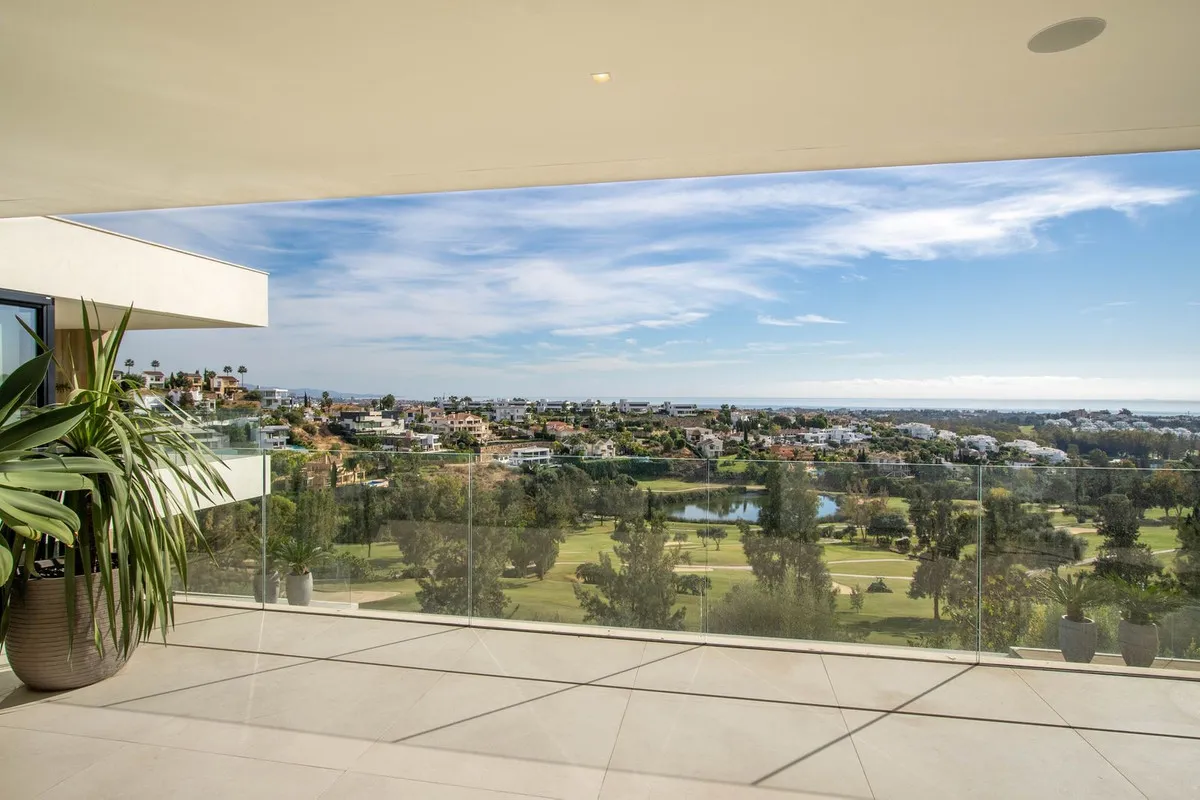 20d3fa37-96c4-4d96-aba9-f826e6b4218b