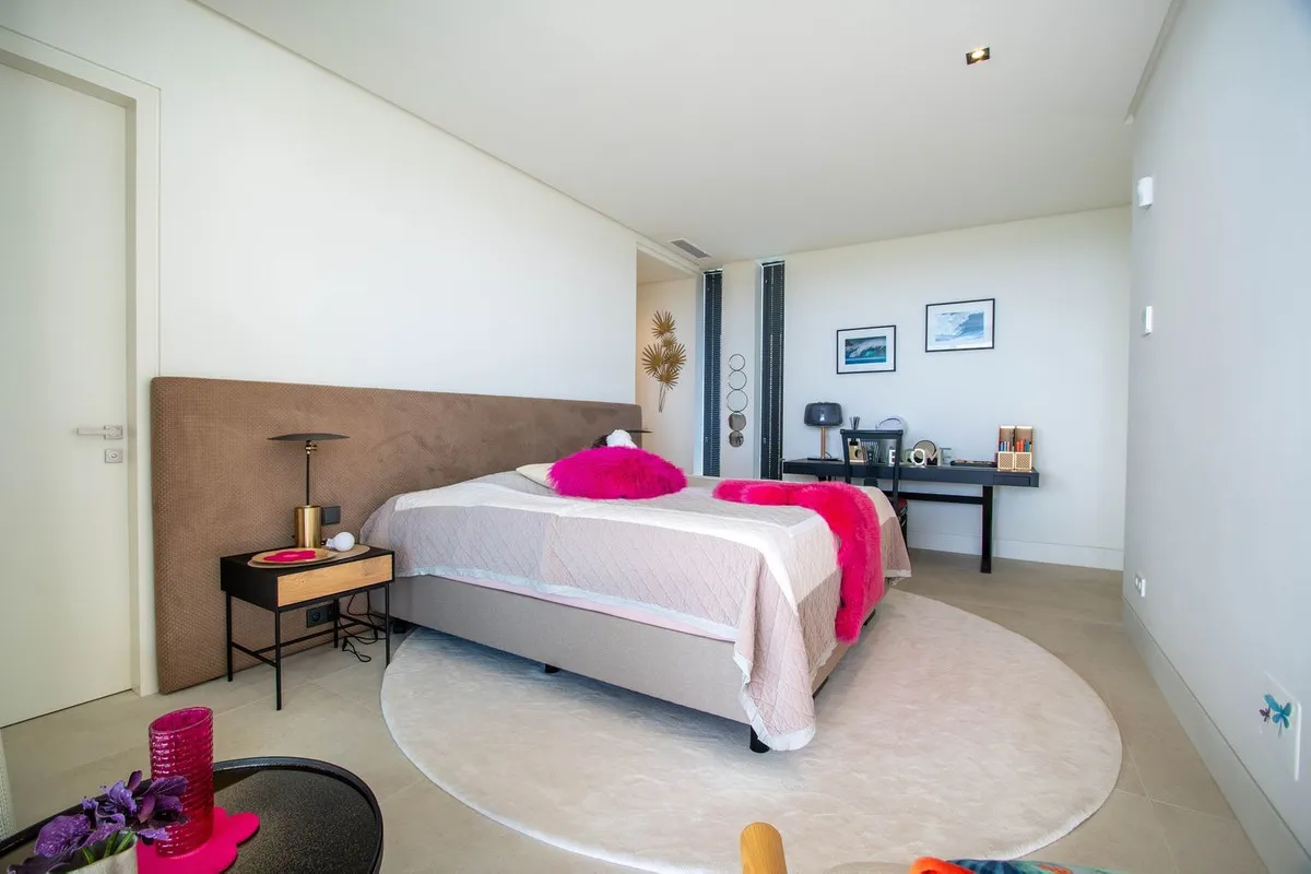 3a102ca9-71f0-4558-aecb-010e1d59a943