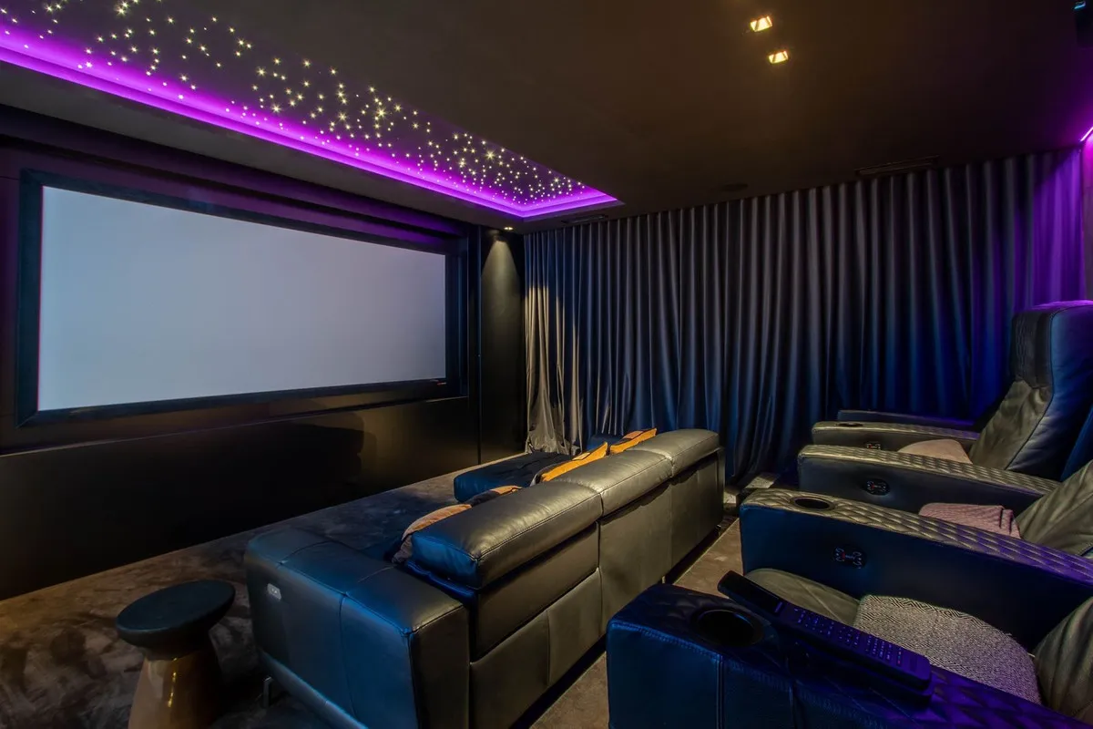 7711e1bc-944c-4c7c-b701-476b80b3006c