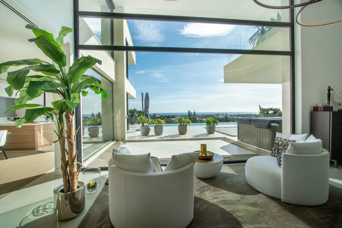 9352acc7-ea8e-4268-aa6e-f80ae1273f06