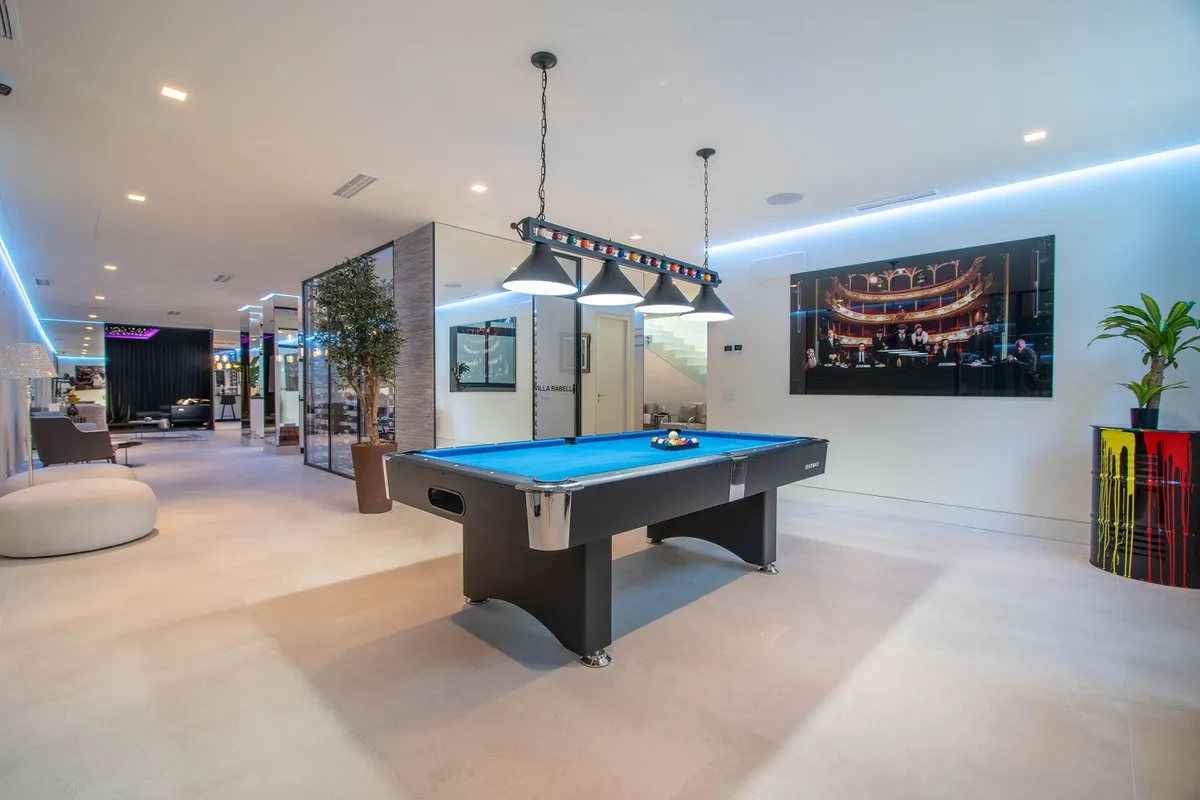 a955bce6-04a8-45db-a59c-c230b5b11b7c