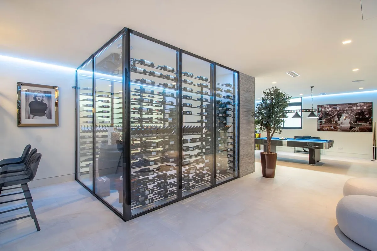 b186879e-d4ed-4a4d-880a-6d315a3a93ba