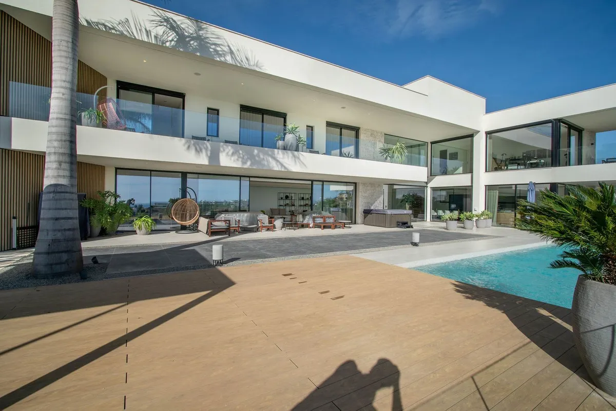 ca0bf2d3-6692-4dc9-9a8f-659bc26463b9