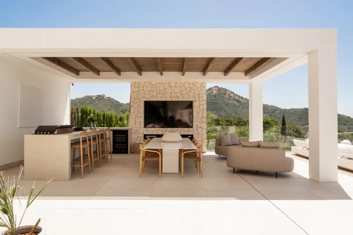 136688d5-e5ec-4b2f-a008-7e234d844db4