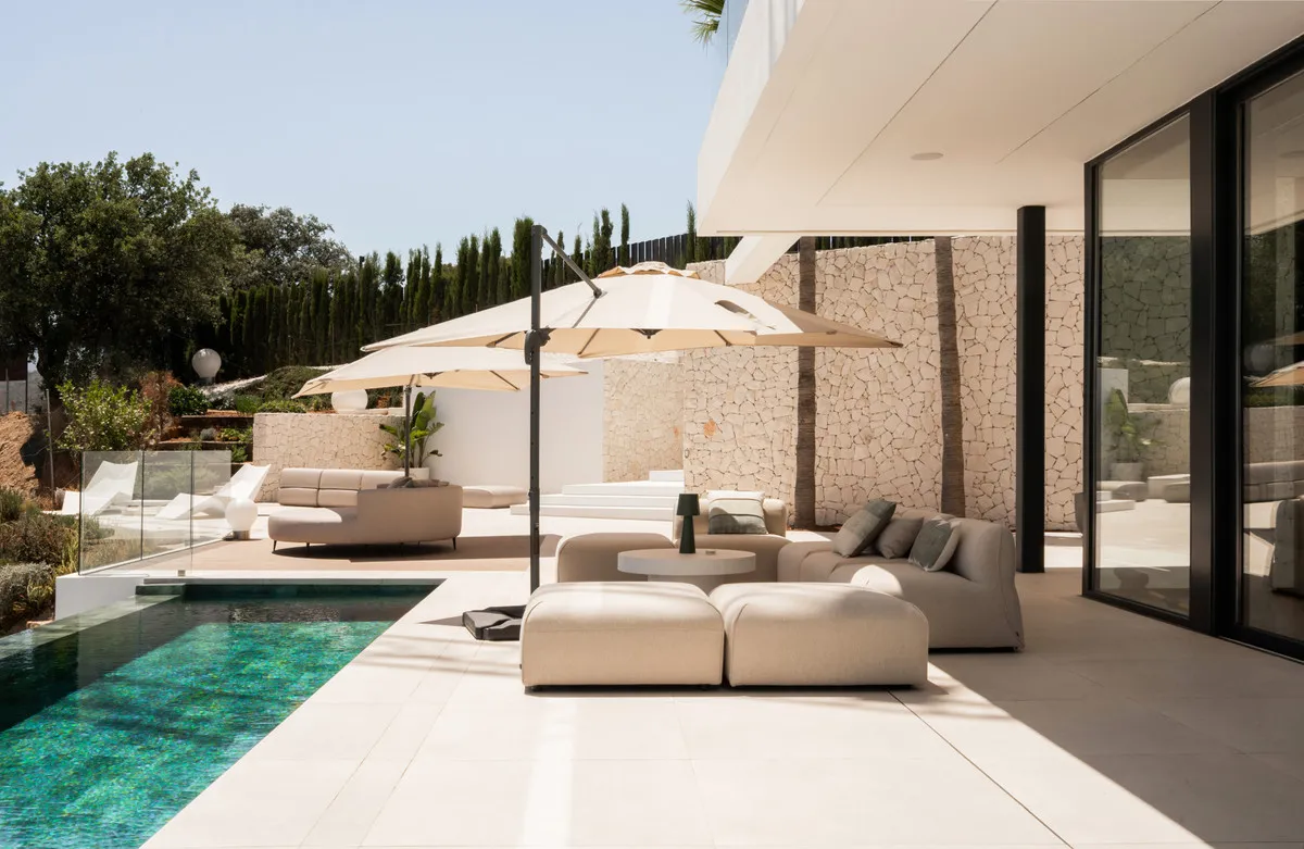 8939235e-745a-489a-92a4-8413d695c612