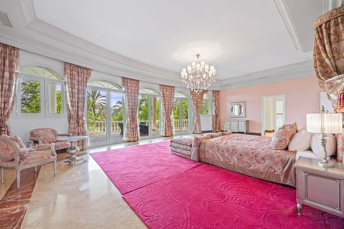 57745454-b0de-459b-b382-4f0cc38841a1