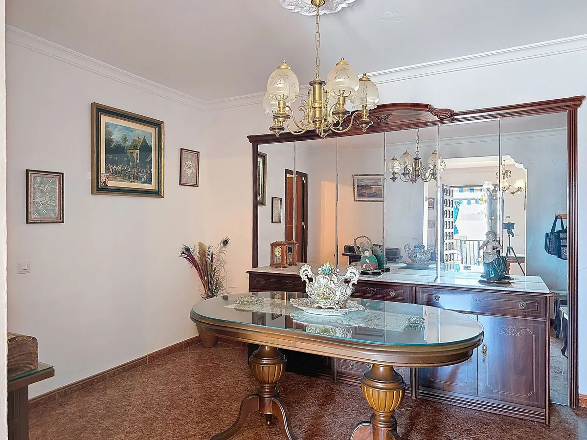 b9a191d6-9d65-4215-8c8e-9624e07593a8