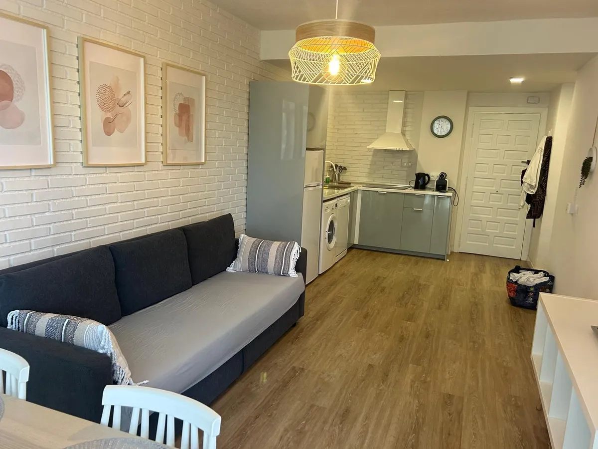 4f9082b1-6124-4e35-9afd-f973ee888dd7