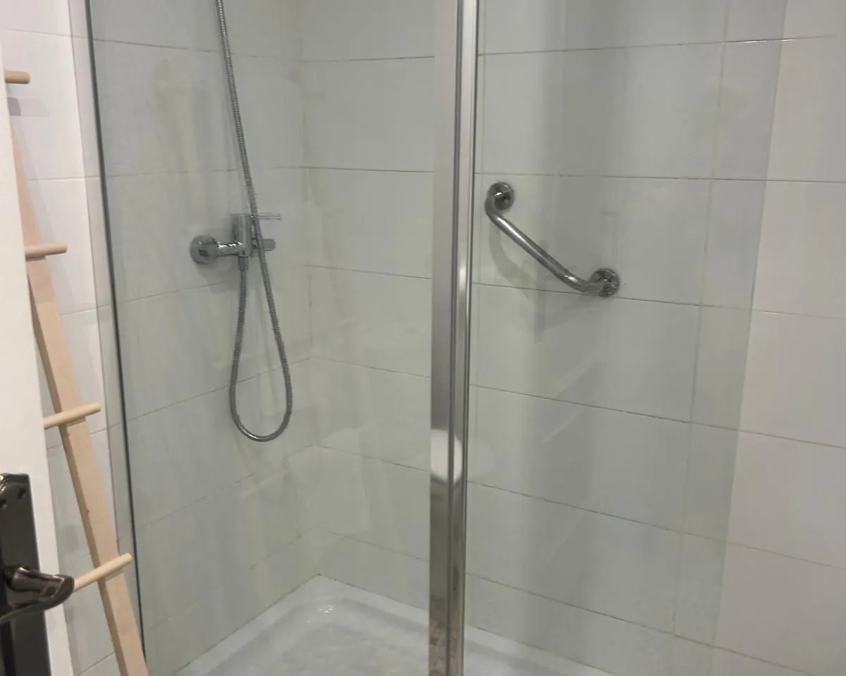 b945af1c-a7f0-49b0-93df-75c520c5b222