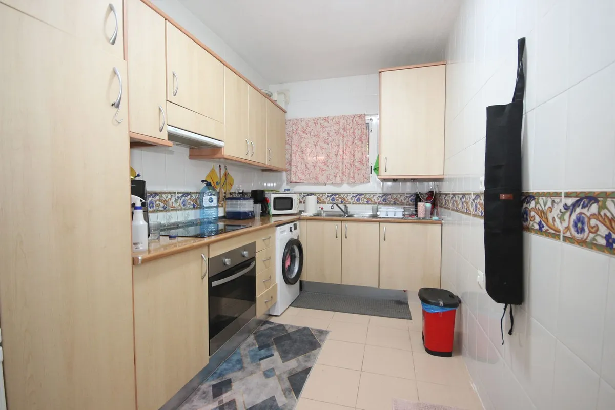 6b144fc6-8c26-476f-b306-5bbb2885592f