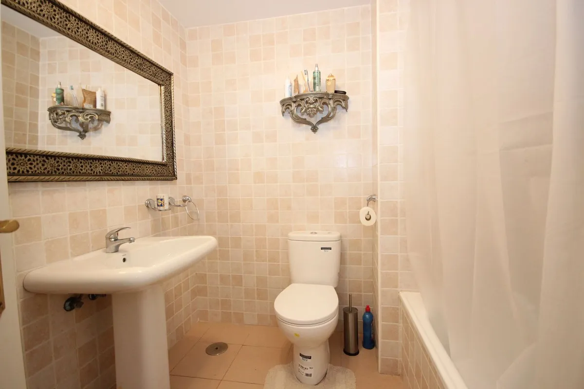 eee654b3-b680-4d81-8010-923b68dc8b54