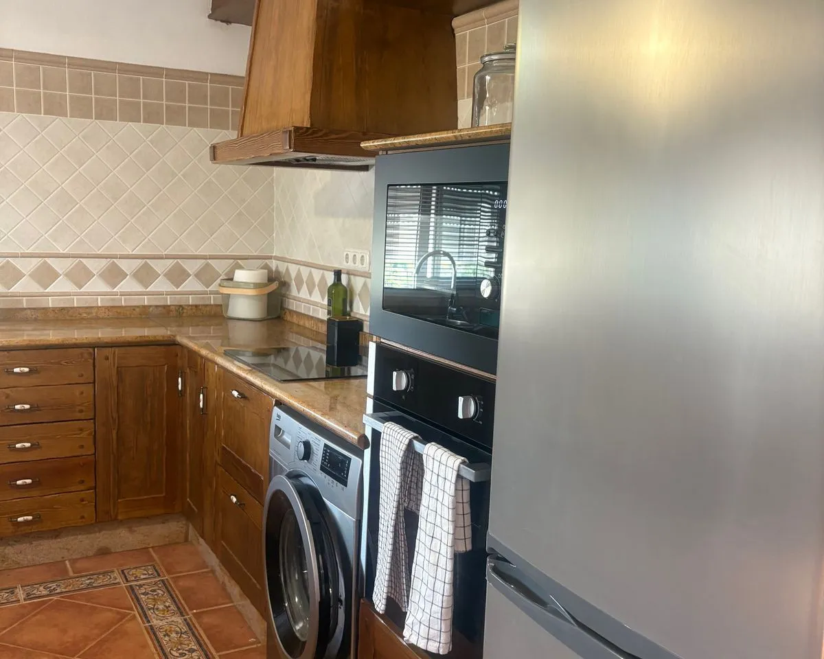 329e7acb-7722-4a5e-82a3-0f7df3ad2d84