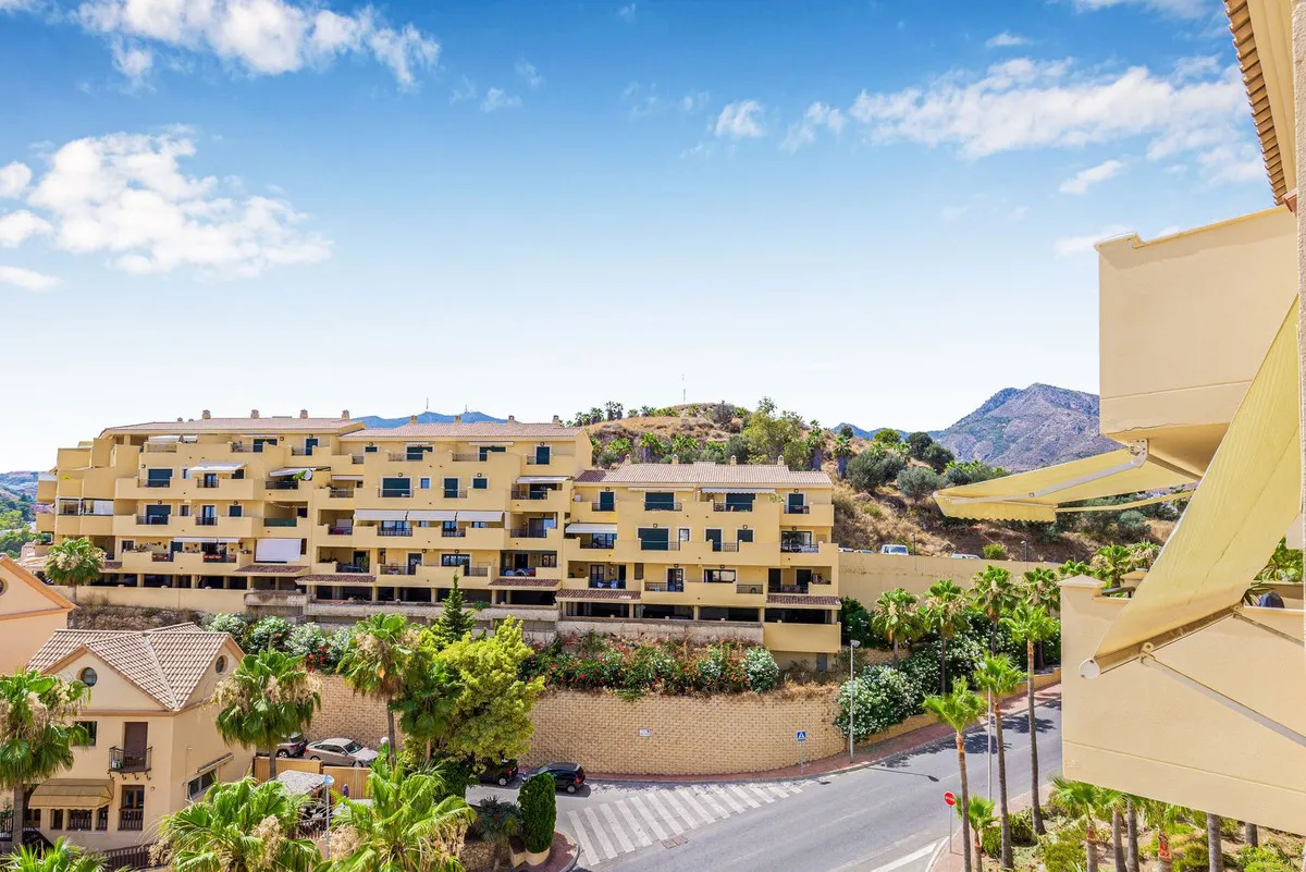 6018fe7e-eea0-4862-bf1c-079c540f1abd