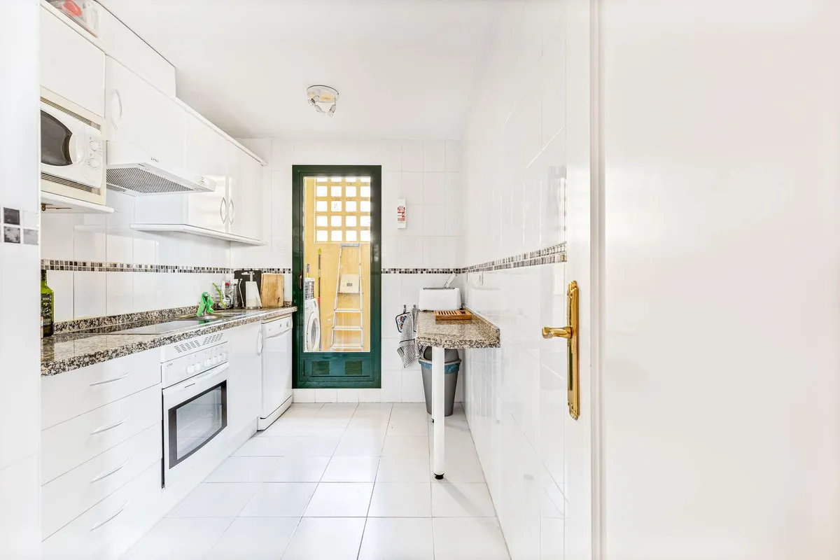 844550a7-cb07-425b-9e7a-acb8150002fd