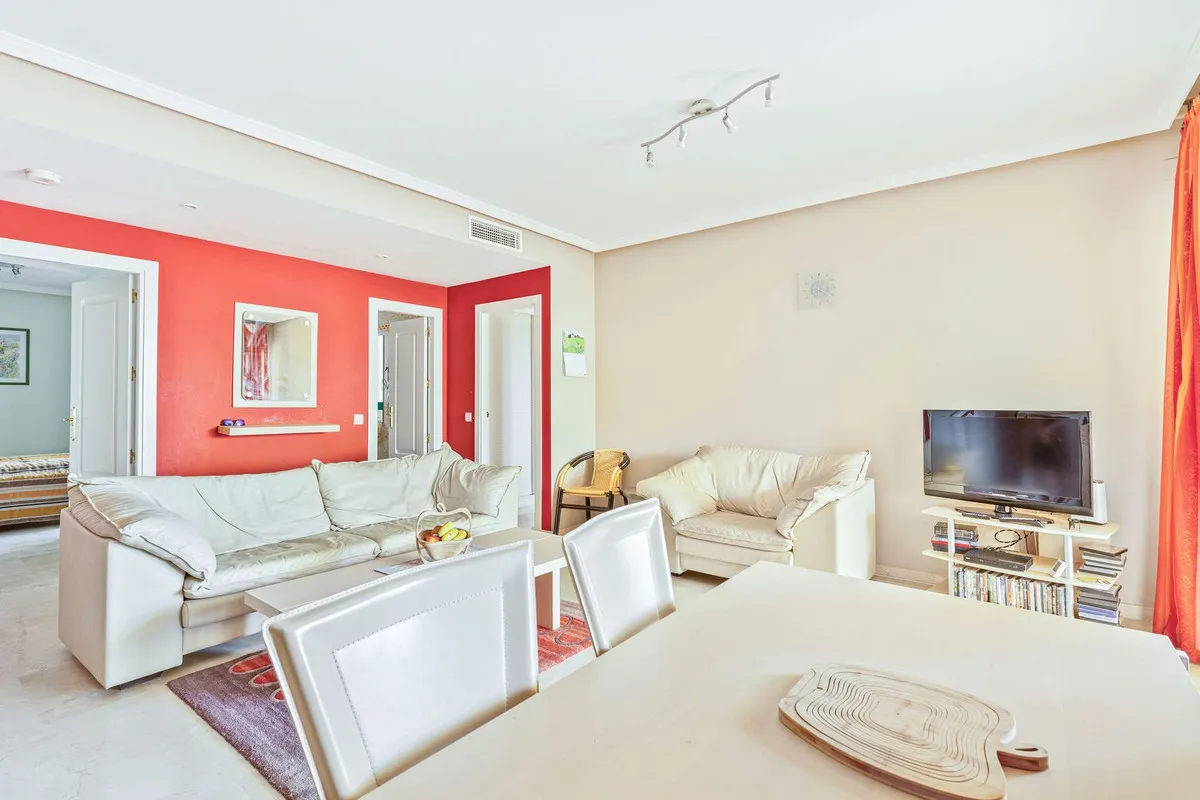 97c5d662-622f-451a-b23c-7d3506402749