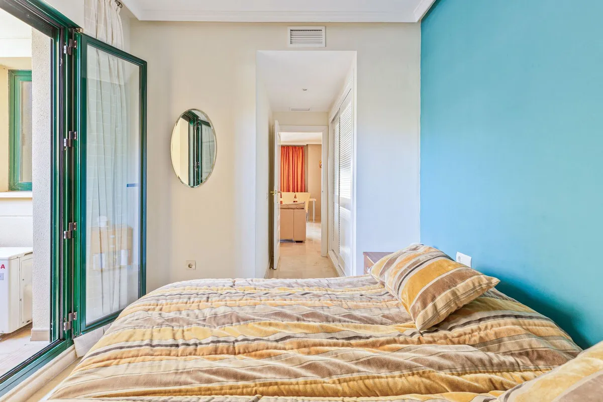 a0eba7cd-f5c9-441d-8c6e-90ae4038bfea