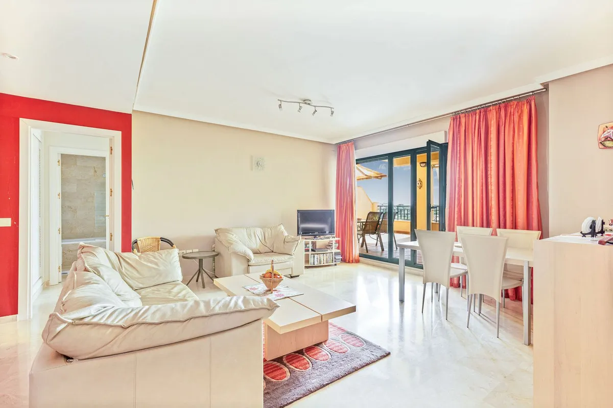 c6db2c07-d567-43e0-8265-4f88a437ea60