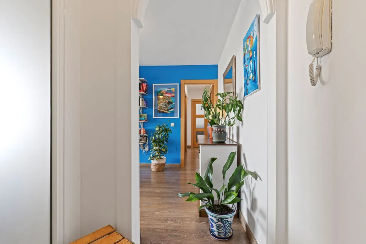 310718cf-89e1-4fe1-88dc-93361519a72e