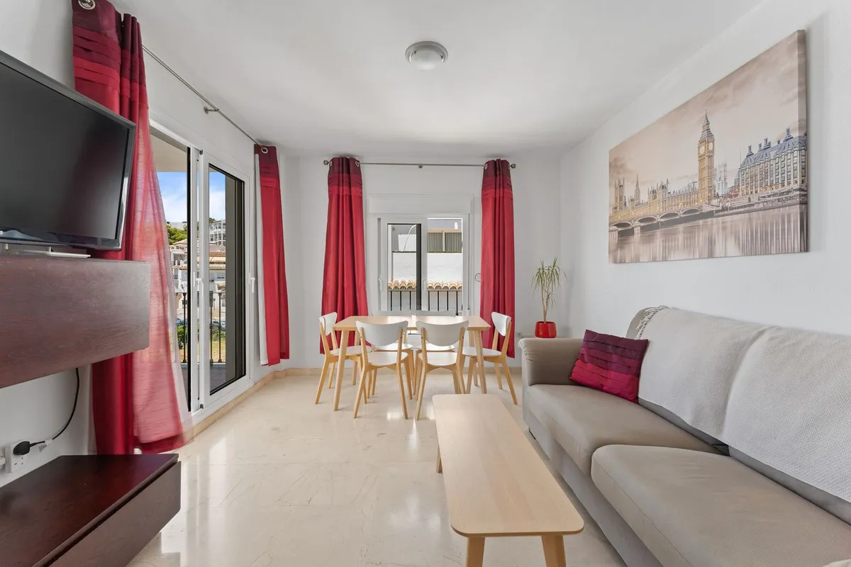 4b46cfe3-9577-4cc6-be8d-b0966340a90b