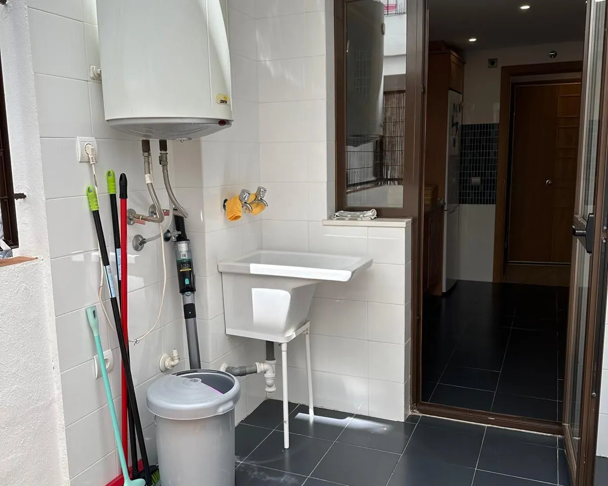 8c6257fb-e44f-4880-a0d5-4616dfa4ec73