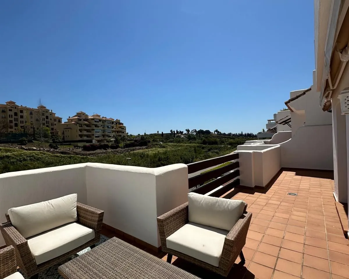 b1b2c6da-8535-4ec4-88b5-4164d930e29f