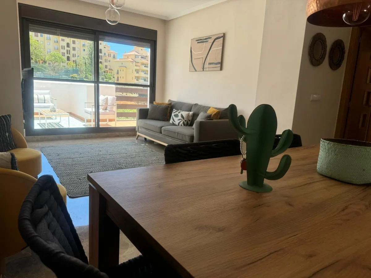 e8b26ffc-1f28-4929-b2ab-8aaa292a6258