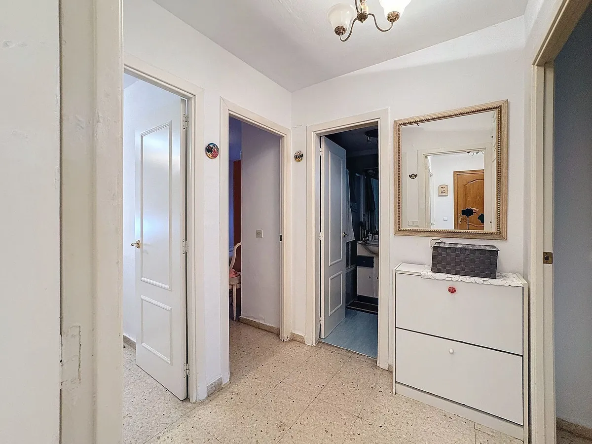 0e0db95e-6556-42c9-bc36-b17efafa3754