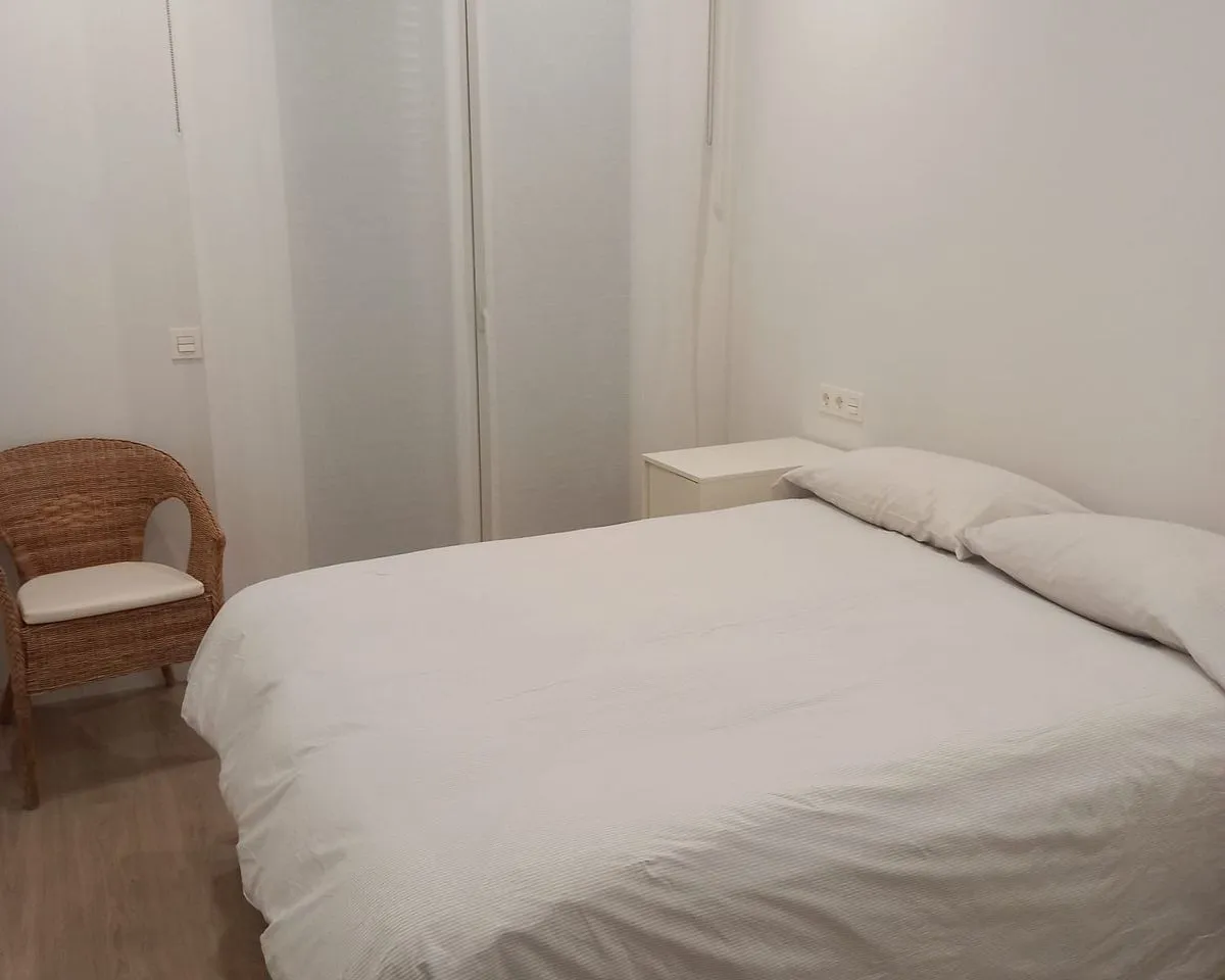 fc002d5c-a090-4611-aca2-7918ad8142a1