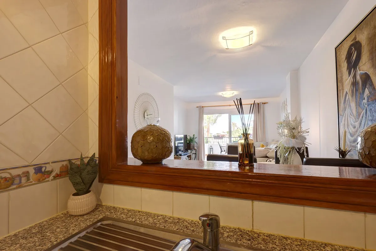 08531cda-cfd7-493e-a500-60932d14b38a