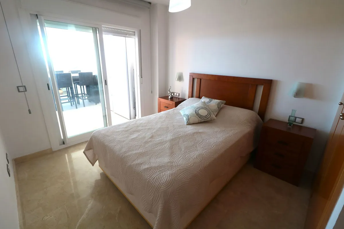 082775e6-6040-4f38-93a7-e164e637a8b4