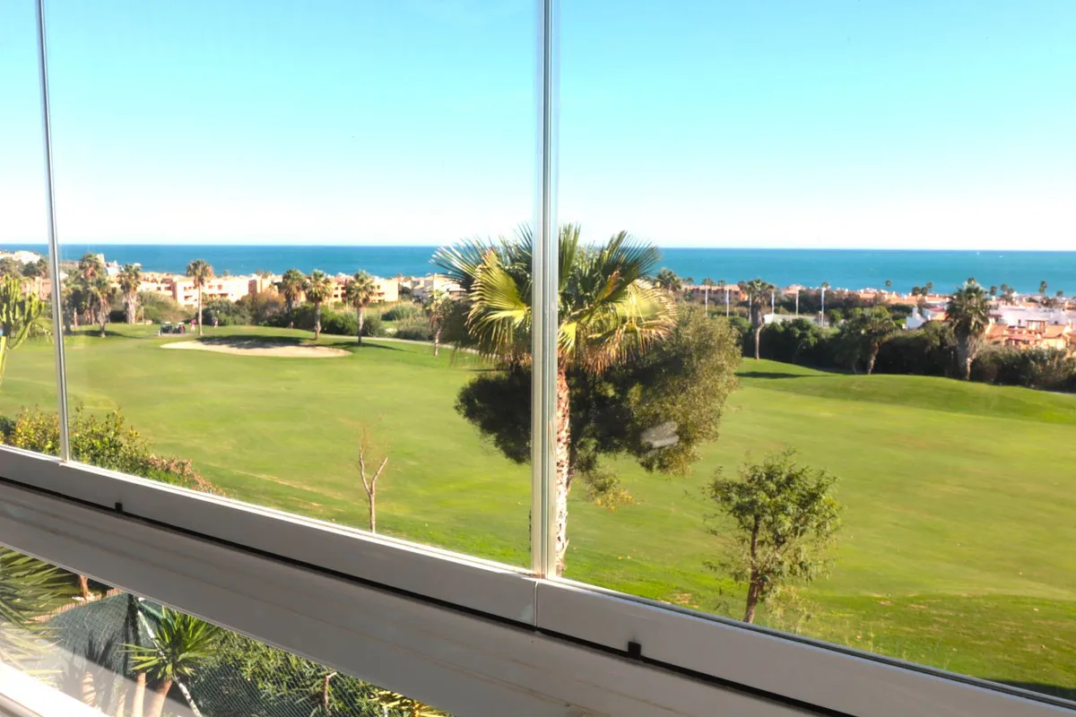 d7276e6b-2e44-4c0d-b17b-6d78666929c5