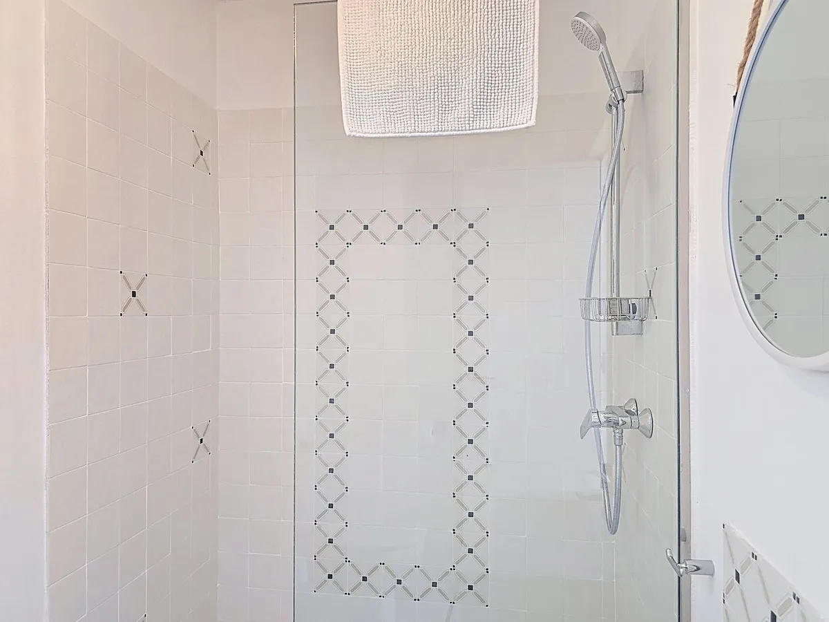 d9e72792-7a90-4410-adc7-1977722ea484