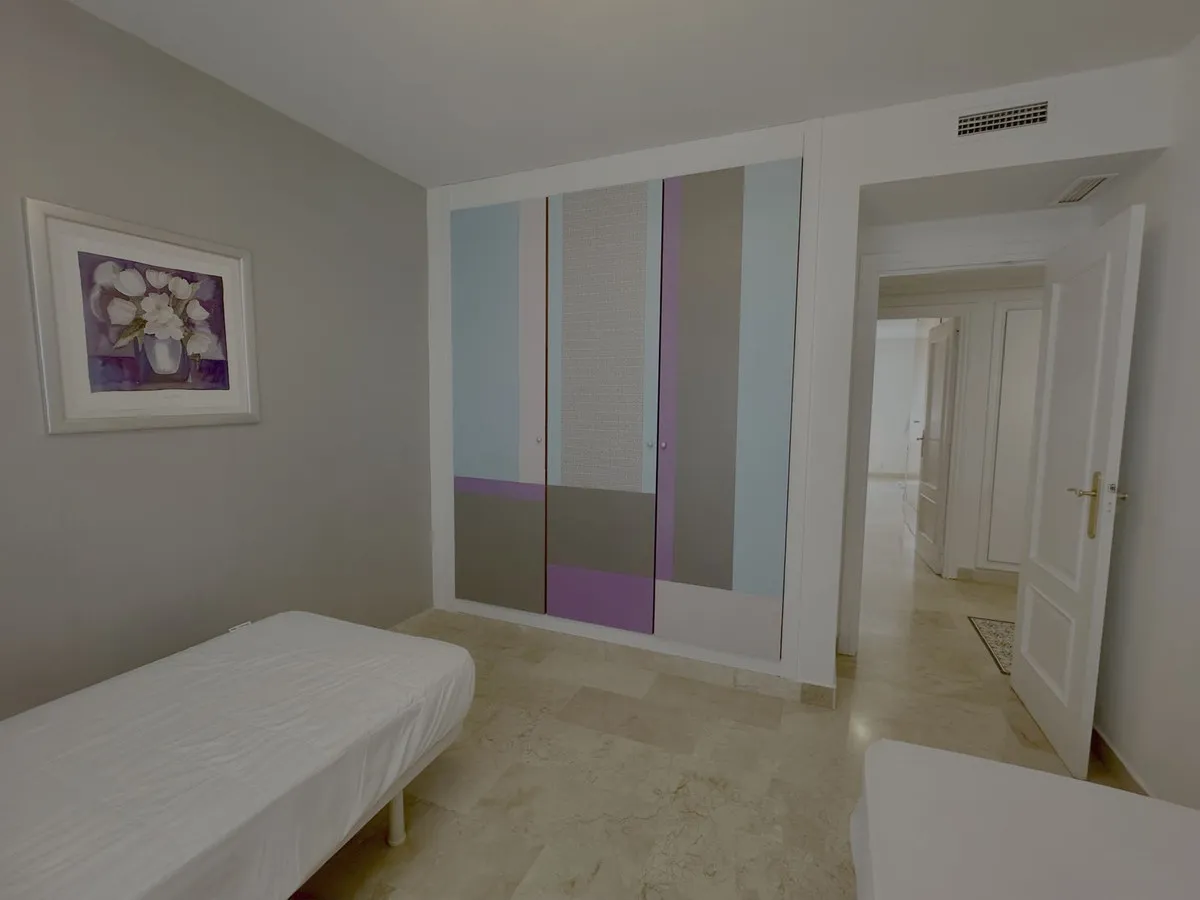 0991ef56-7c0a-430f-a1d0-75141e35ec3f