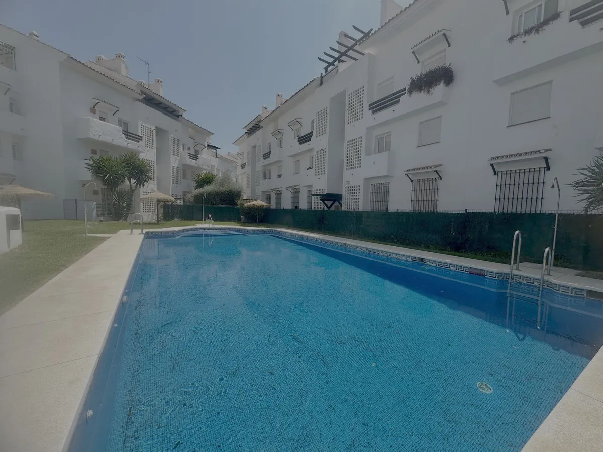 5b64304e-9e12-40a4-9789-be50aa7e26de