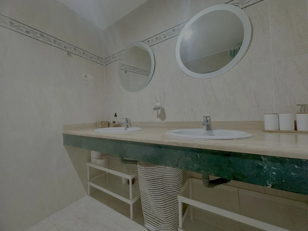 d863ad23-ec00-480f-91ce-620d211eebf7