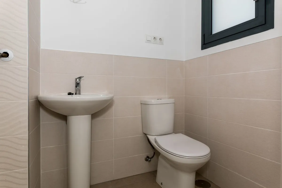 eab7f4f3-180d-4b3e-a299-3ff93894ce74