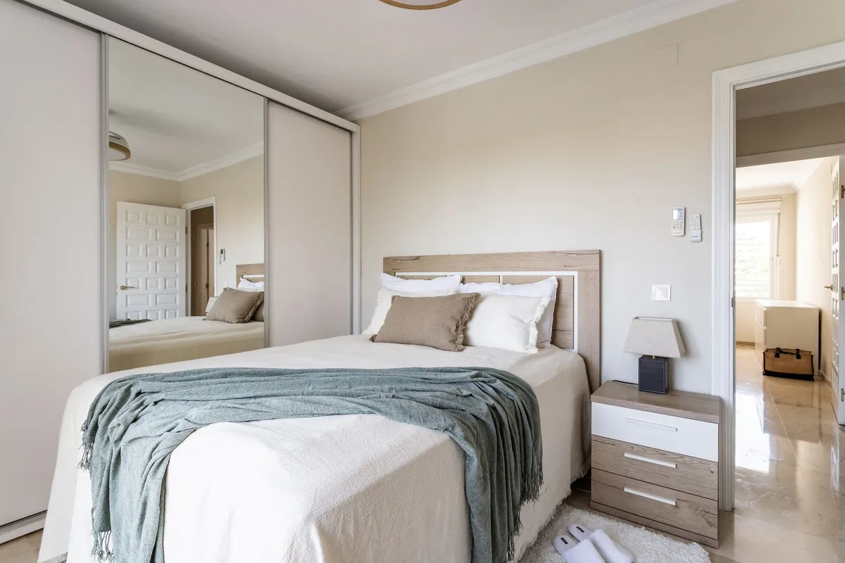 11c56157-d823-45c3-8dc6-e82e3f1602be