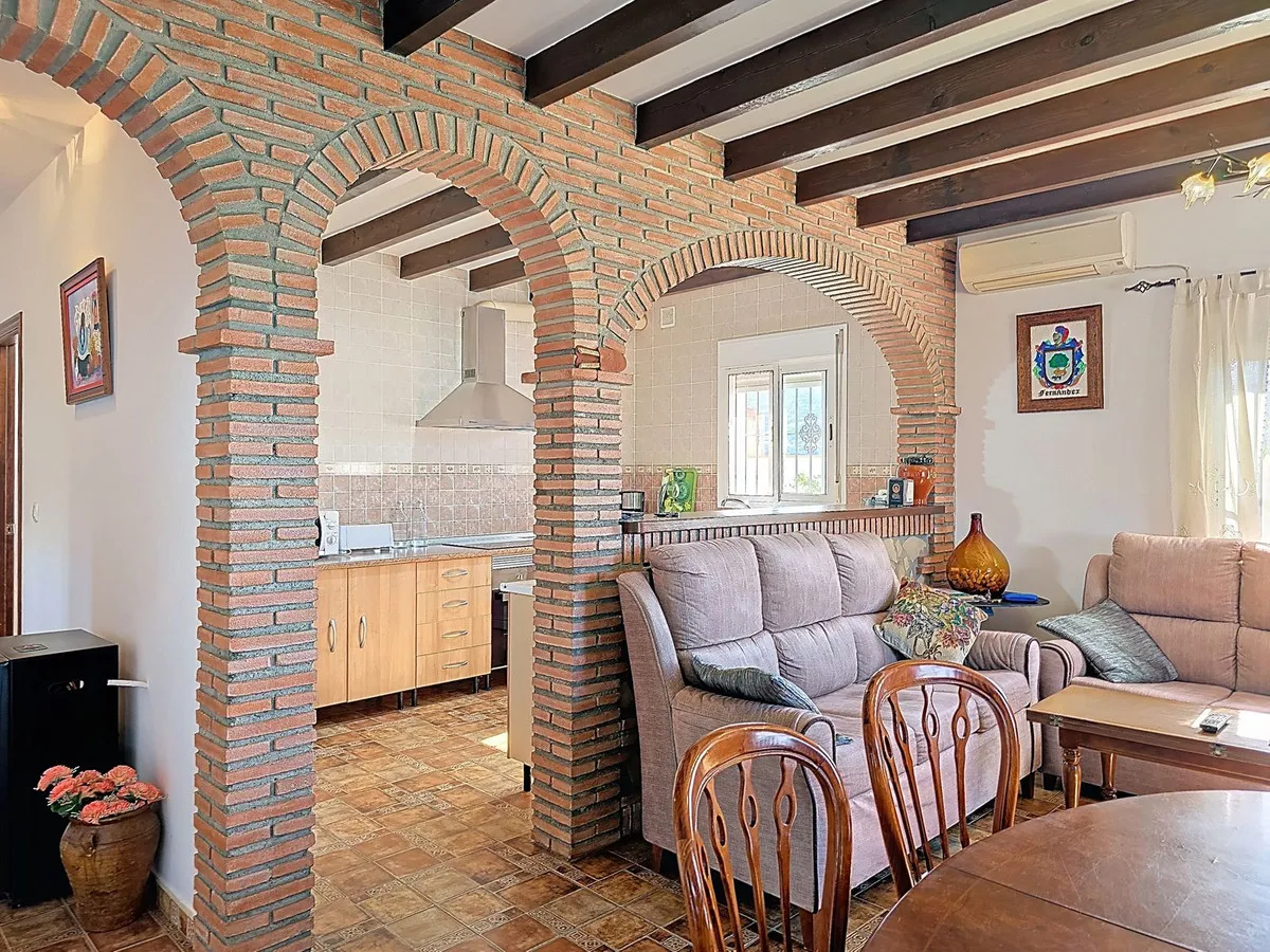 175ddeef-a515-4484-a8ee-39a9548f5c4f