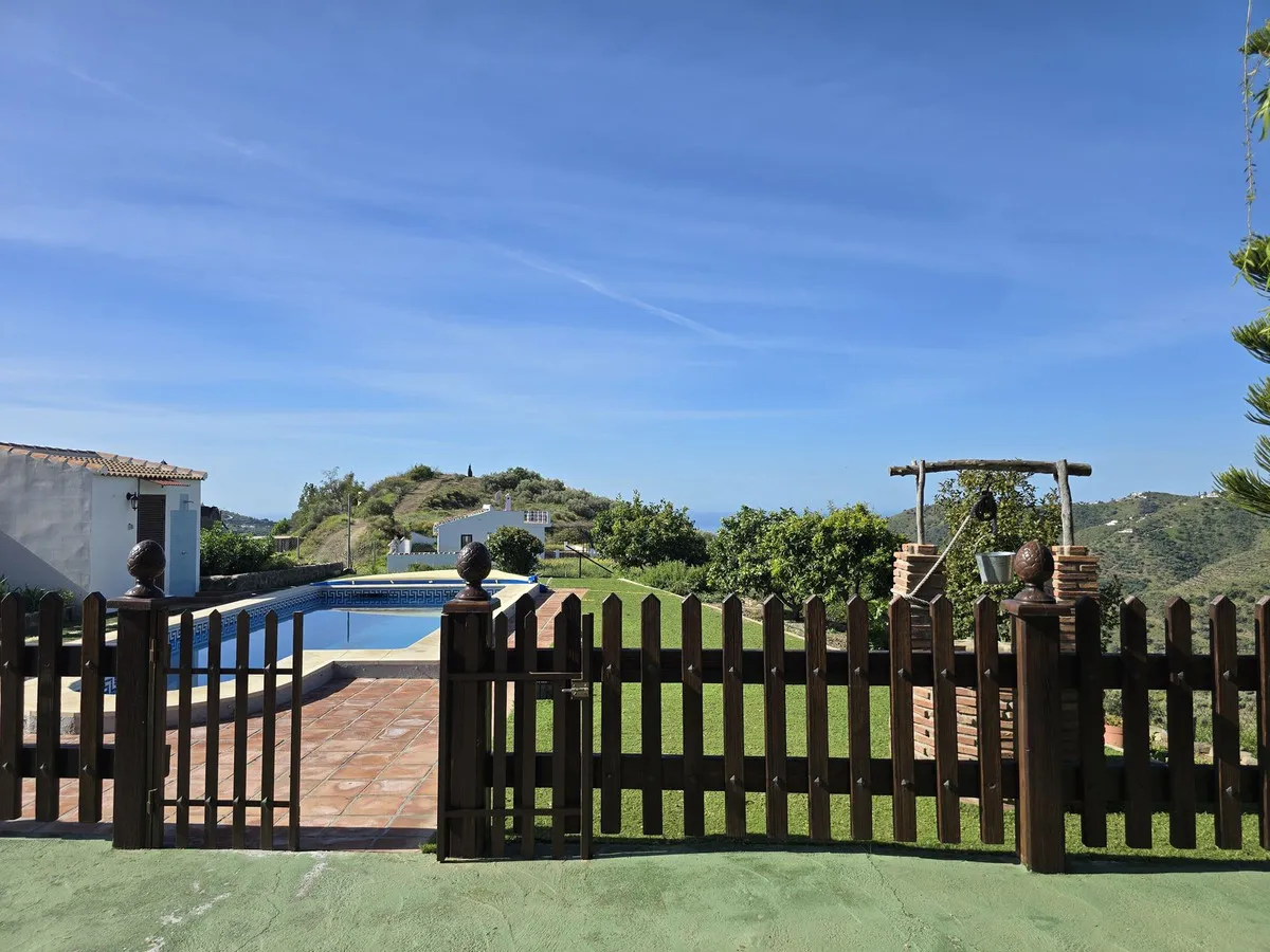 8bd92bde-31b5-4b5c-b68d-ee3005bc2176