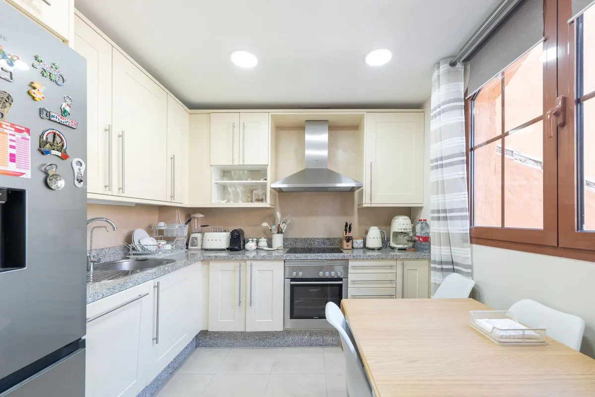 5eff0971-a067-49dd-be54-b1d49cdc89cd