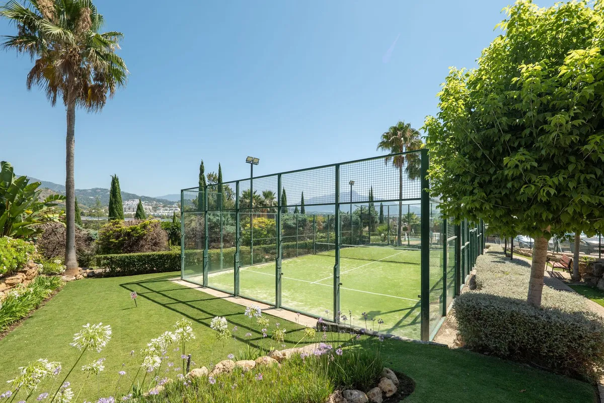 98cad568-895e-420b-bc92-8035e234f302