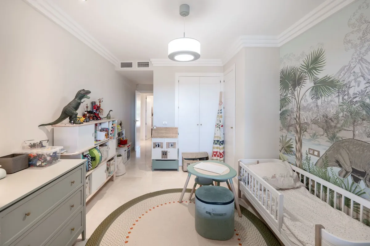 d01751f1-6c8c-4627-8f96-5202bcb4860e