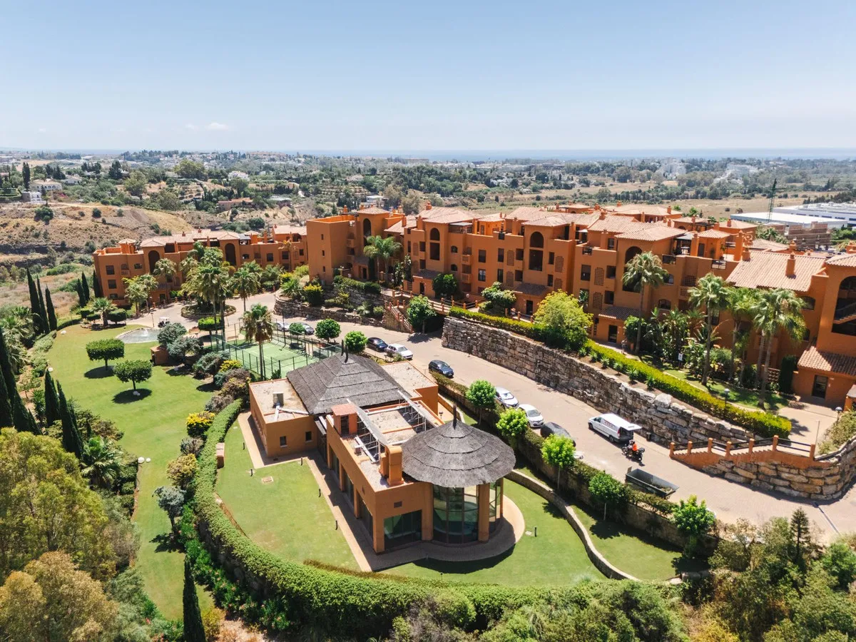 f25de36d-2540-4a21-9523-47e4926a18a8