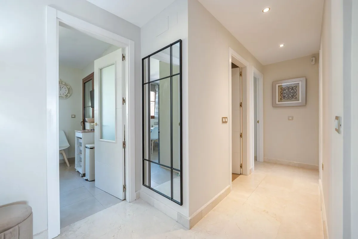 f32866b7-737b-429d-80f8-50e8d7108bef